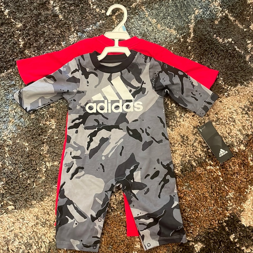 2 pc. Adidas set (6months)